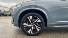 Volvo XC90 2.0 B5P [250] Plus Dark 5dr AWD Geartronic Petrol Estate